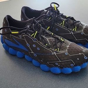 Mens Brooks Neuro